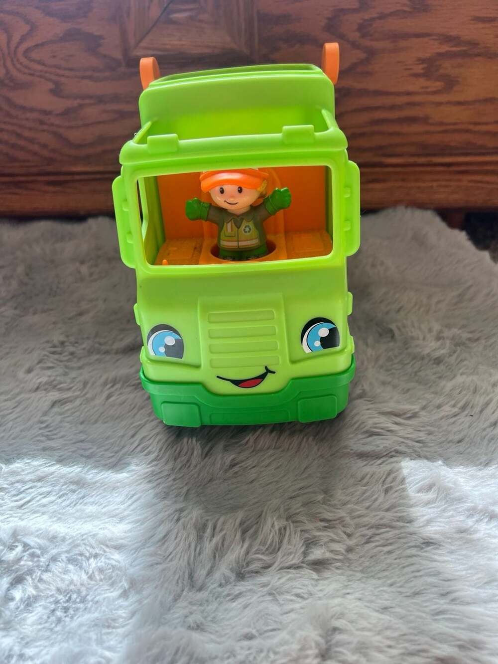 Fisher-Price Little People Recycling Truck Toy Set